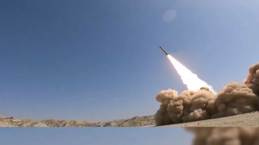 Иран продолжает придерживать новые ракеты, дожидаясь истощения ПВО Израиля